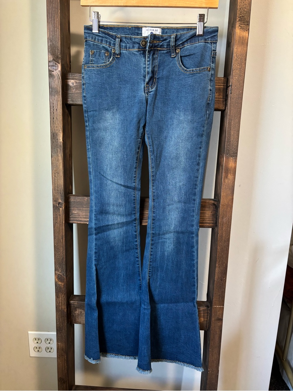 Women's AC for AG Blue Flare Jeans - Size 26